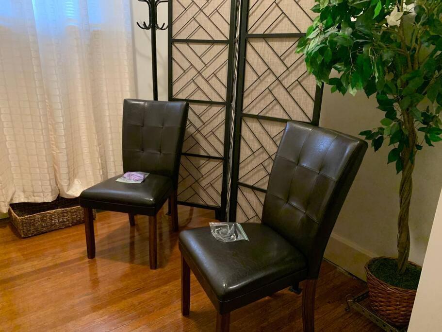 Comfortable 2-Bdrm Spacious Home With Wifi & Patio Indianapolis Bagian luar foto